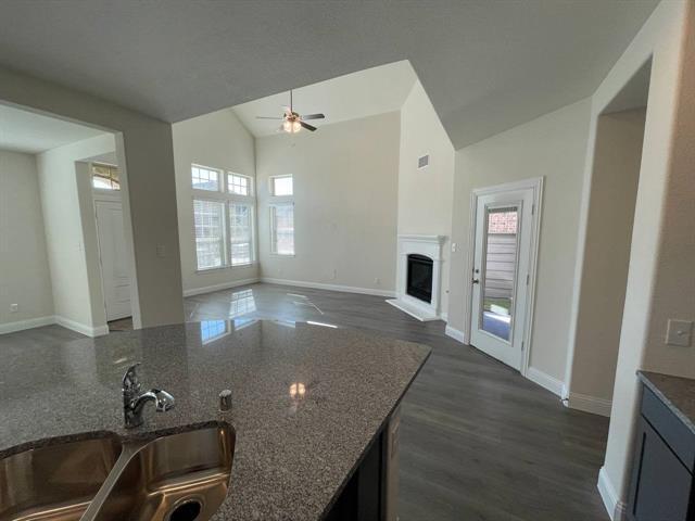 Photo - 1633 Blakely Pl House