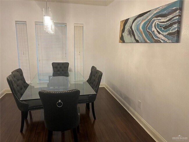 Photo - 14 San Roman St