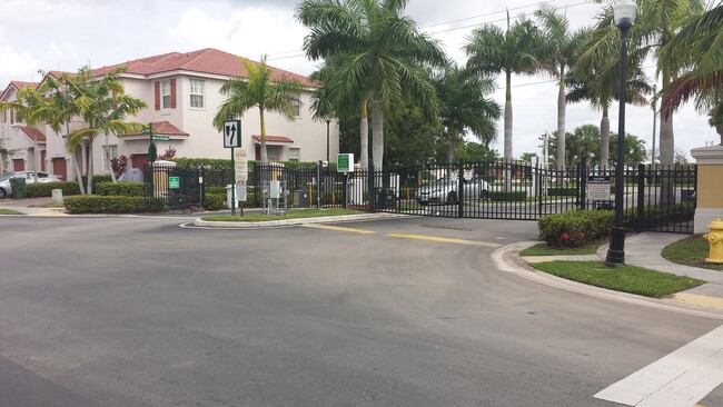 Photo - 521 NE 21st Terrace