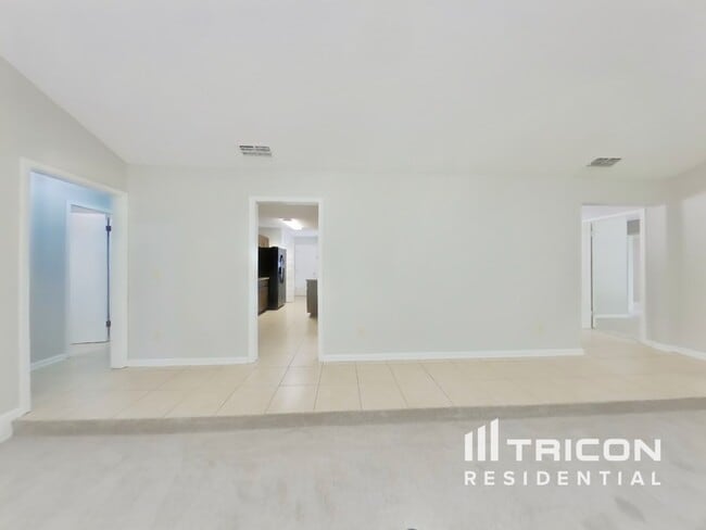 Photo - 8146 Niska Trail