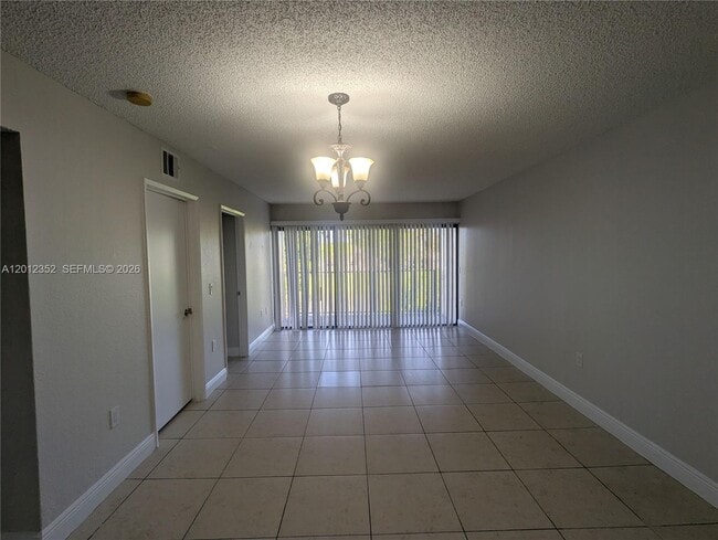 Photo - 1564 Lake Crystal Dr Unit F