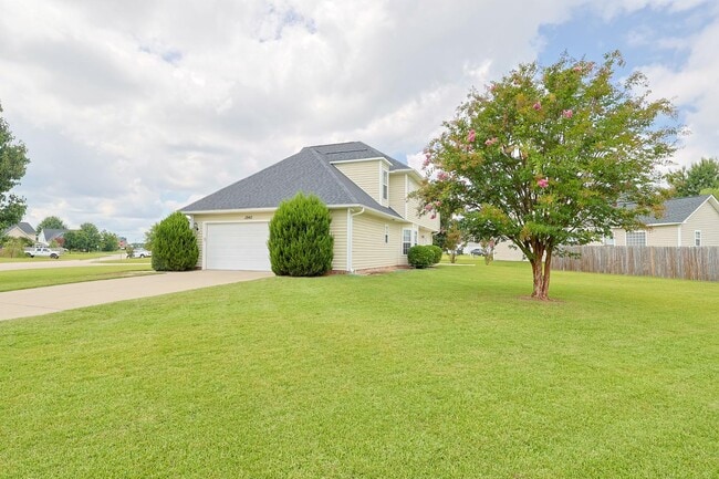 Photo - 1945 Caviness St