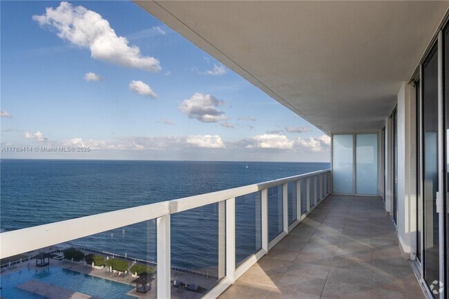 Building Photo - 1830 S Ocean Dr Unit 1908 Rental