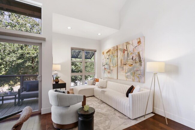 Photo - Gorgeous townhouse Unidad B