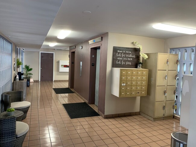 Photo - Coty Tower 2/2/1 Unit 602