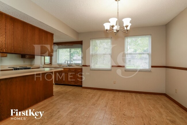 Photo - 515 Nassau Ct