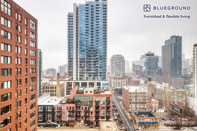 311 W Illinois St Unit GO FL15-ID825
