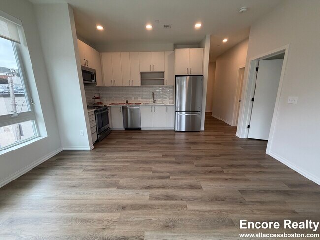 Building Photo - 5 Washington St Unit 207