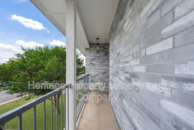 Photo - 518 Dukeway Dr Unit 3