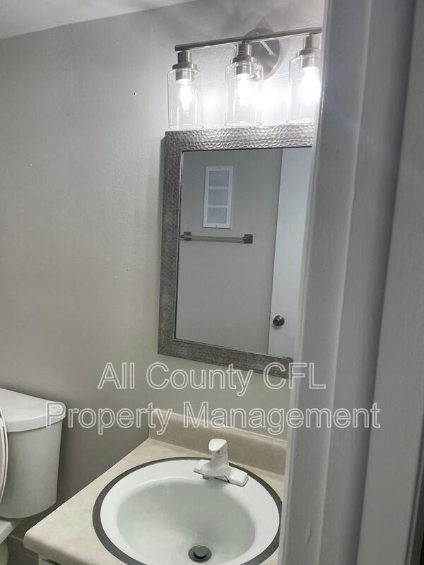 Photo - 6024 Amberly Ave Unit F59