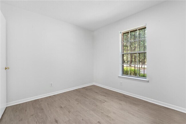 Photo - 4017 Cottage Hill Rd