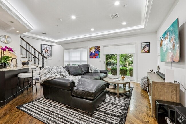 Building Photo - 9 Marquis Ct Unit 9 Rental