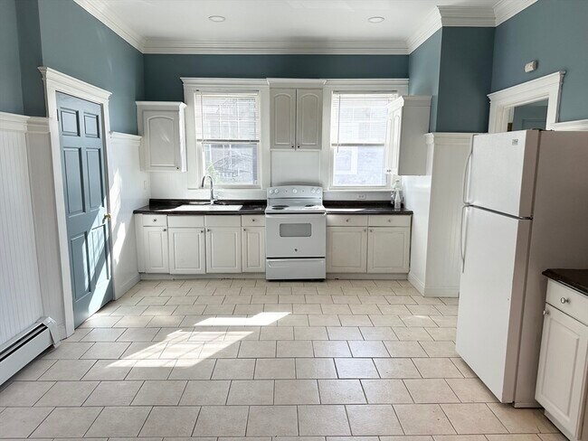 Photo - 95 Summer St Unit 2