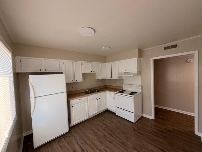 Photo - 136 Cotton Top Ct Unit D