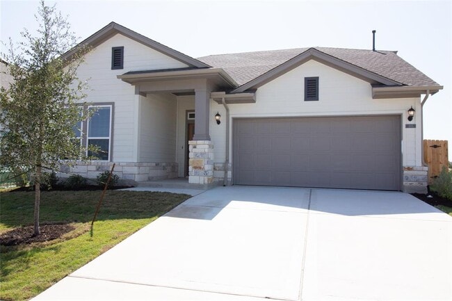 Building Photo - 105 Stone Fork Ln