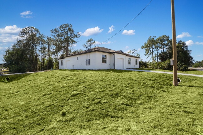 Photo - 5245-5247 26th St SW