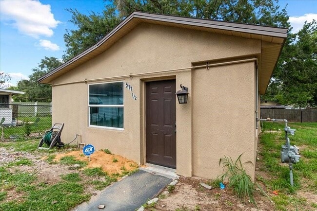 Photo - 517 Oak St