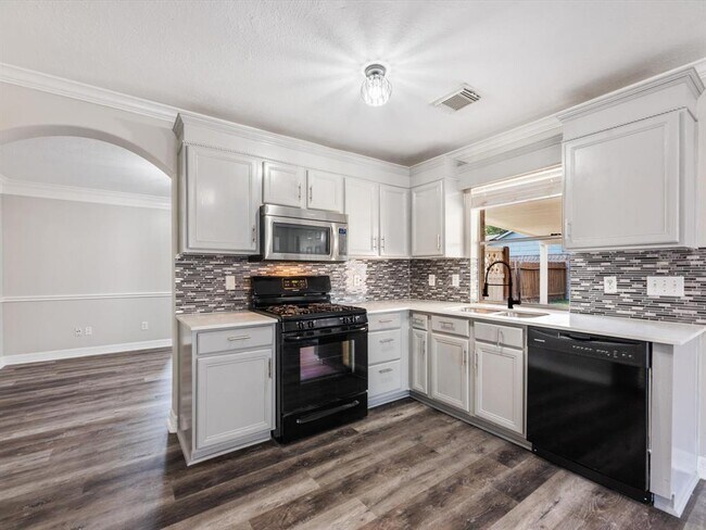 Photo - 7307 Village Lake Dr