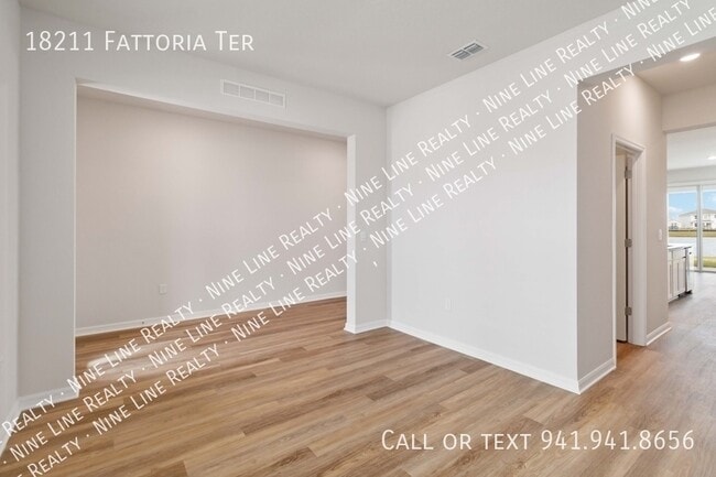 Photo - 18211 Fattoria Ter