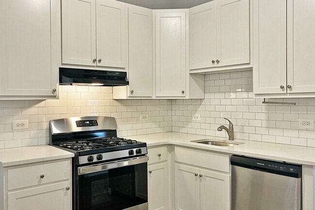 Photo - 409-411 S. Taylor Ave. and 101-103 Washing...