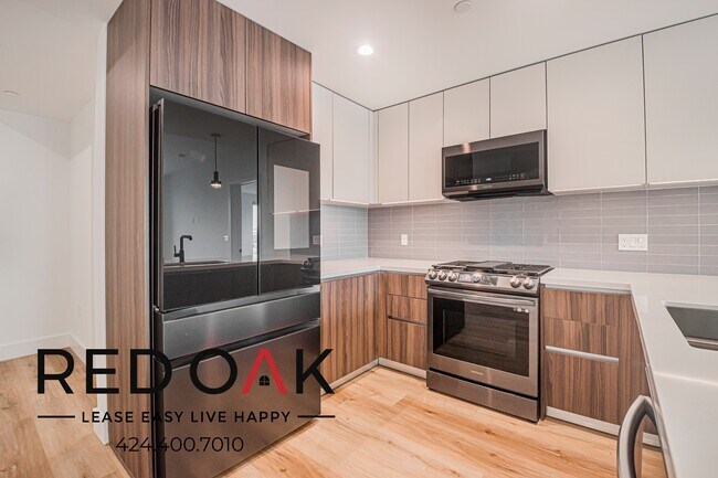 Photo - 5801 Camerford Ave Unit PH2