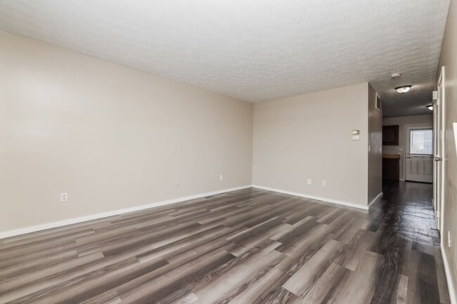 Photo - 6972-6996 Joseph Street Unidad 6978