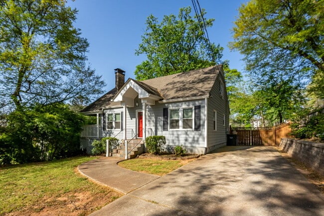 Photo - 3265 N Fulton Ave