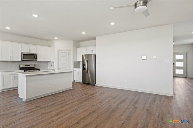 Photo - 530 Wilshire Rd