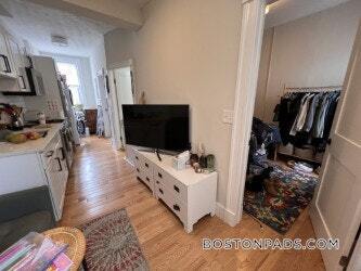 Photo - 152 Salem St Unidad 5