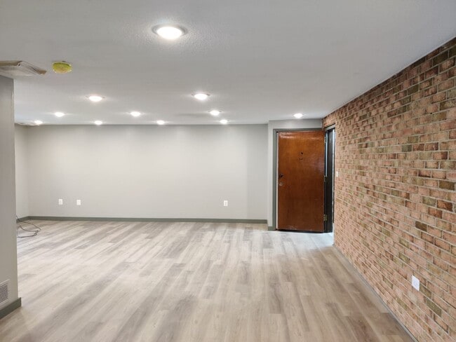 Photo - Wedgewood Apartments