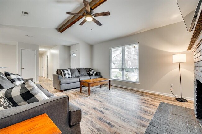"Fully Furnished Charming 3-Bedroom Home in Pineville!"