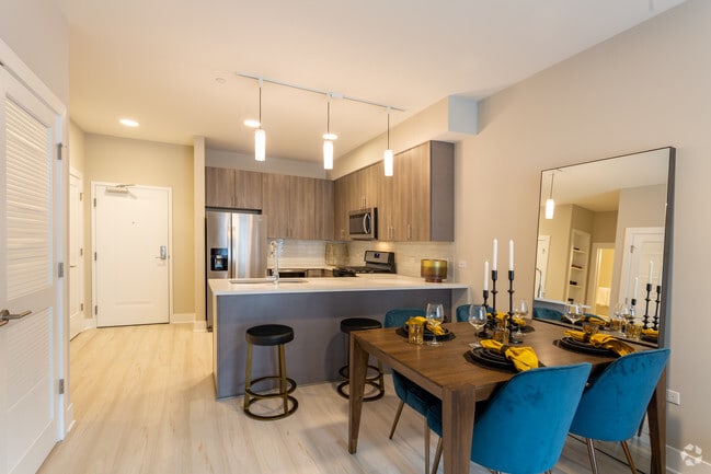 1BR, 1BA