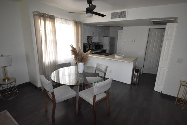 Photo - 1200 E River Rd