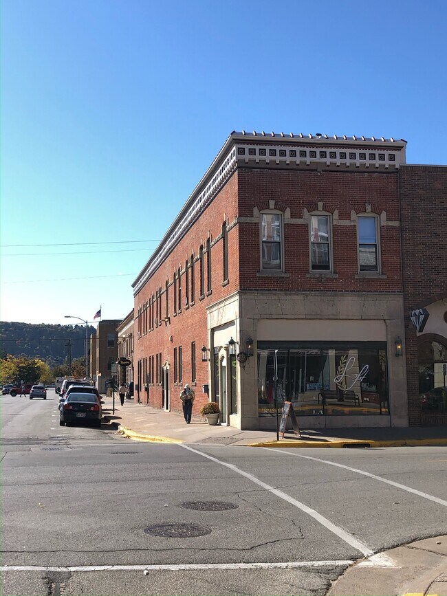 Photo - 163 Lafayette St Unit 3