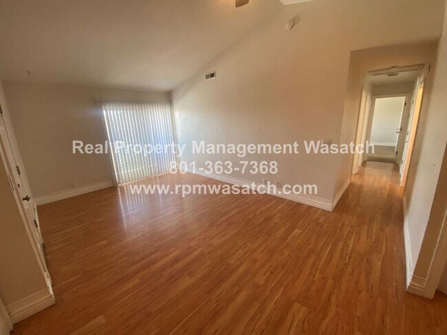Photo - 8051 Copperfield Pl Unit #31