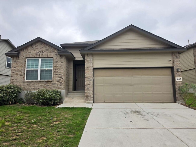 Building Photo - Ready Now – Freshly Painted & Move-In Ready!