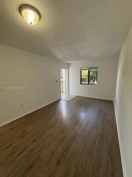 Photo - 22701 SW 88th Pl Unidad 202-9