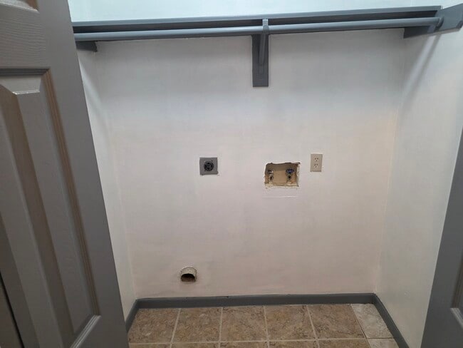 Photo - 1303 Edison St