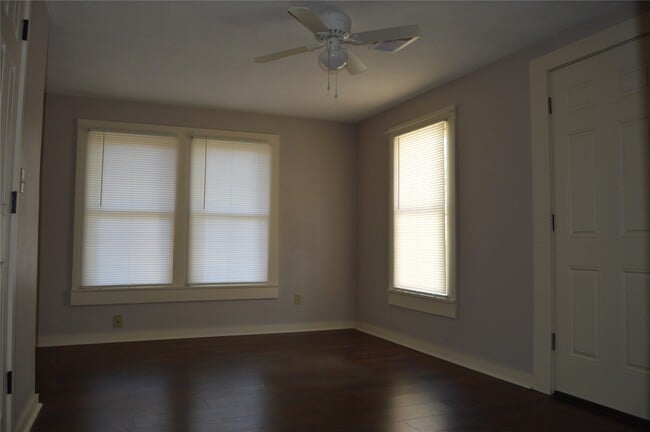 Photo - 110 Cedar St