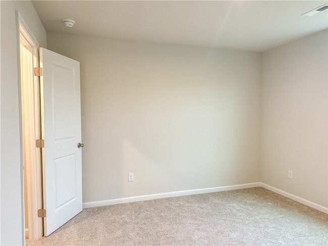 Photo - 14 Trailhead Rd