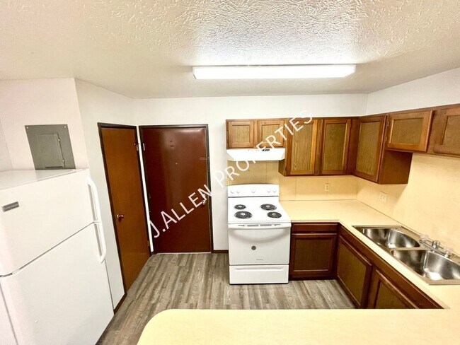 Photo - Rarely Available 1 bed, 1 bath Unit 3