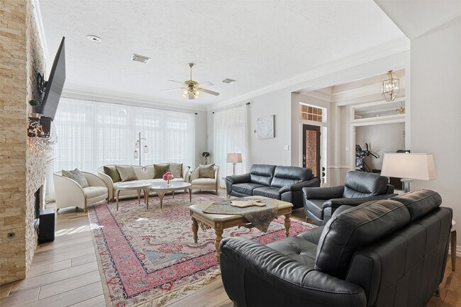 Photo - 1527 Orchard Park Dr