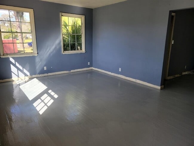 Photo - 7223 N Pearl St