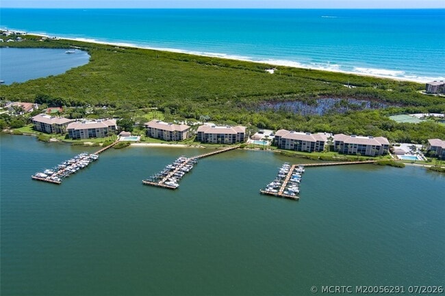 Photo - 4540 NE Sandpebble Trce Unit 203