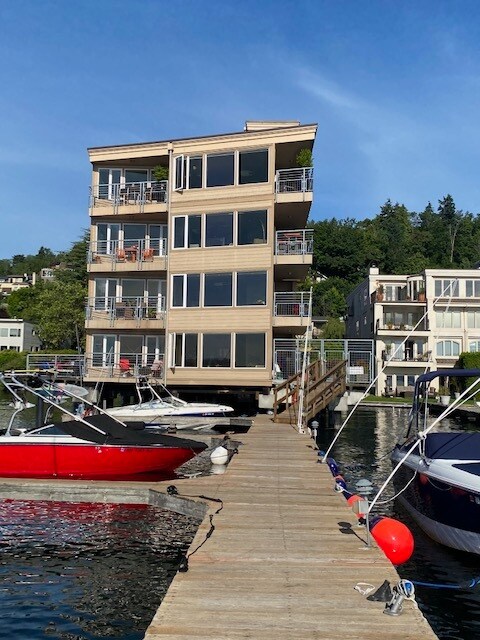Waterfront Condo for rent - 334 Lakeside Ave S Unit Leschi