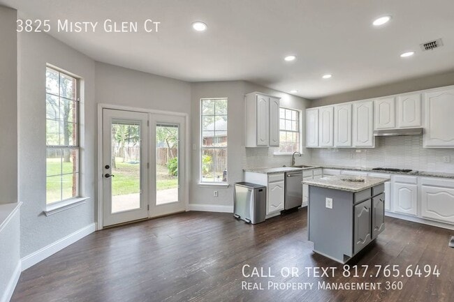 Photo - 3825 Misty Glen Ct