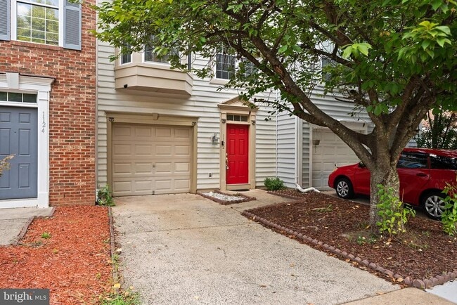 Building Photo - 1122 Cypress Tree Pl