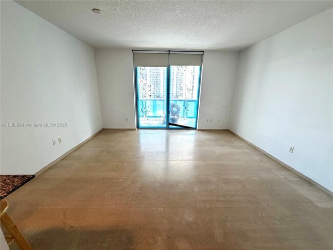 Building Photo - 1050 Brickell Ave Unit 2206