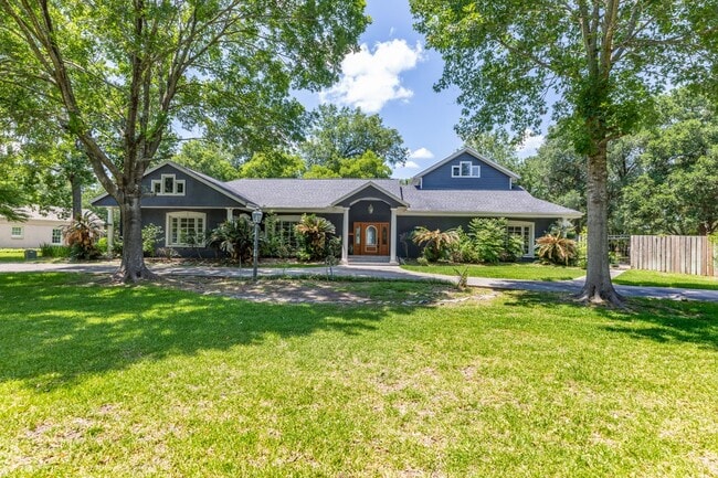 Building Photo - 118 N Caldwood Dr