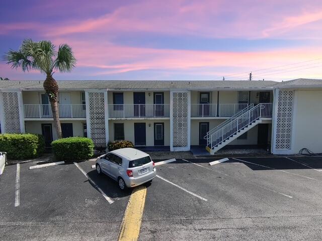 Building Photo - 809 Hummingbird Way Unit 7C